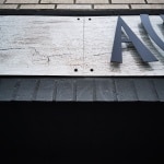 ENSEIGNE-AUBEPINE-EN-LETTRES-ALU-DIBOND-SUR-PANNEAU-PLAT-5