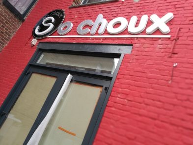 enseigne lumineuse so choux pâtisserie